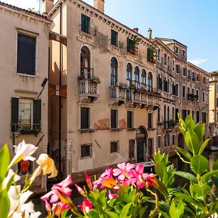 Ln Luxe Apartment Venice Canal View Luaran gambar